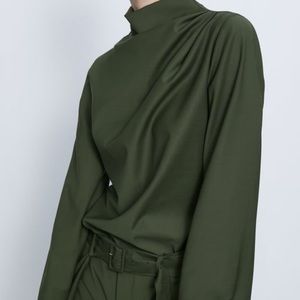 🔥🔥Zara green draped khaki top.